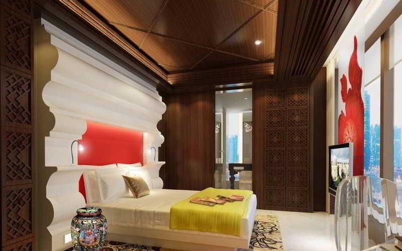 มิรา มูน โรงแรม 5*